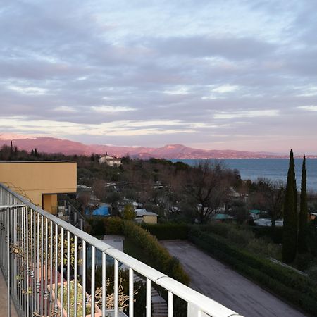 Ahg Riva Del Sole Hotel - Adults Only Moniga del Garda Bagian luar foto