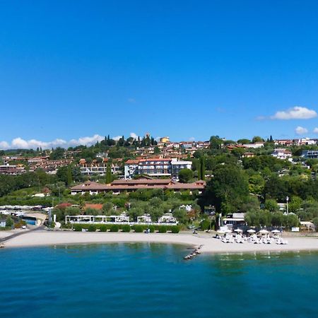 Ahg Riva Del Sole Hotel - Adults Only Moniga del Garda Bagian luar foto