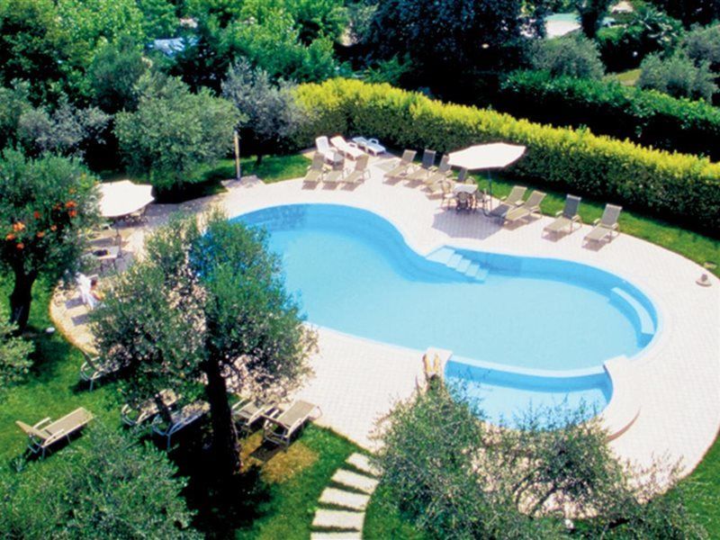Ahg Riva Del Sole Hotel - Adults Only Moniga del Garda Bagian luar foto